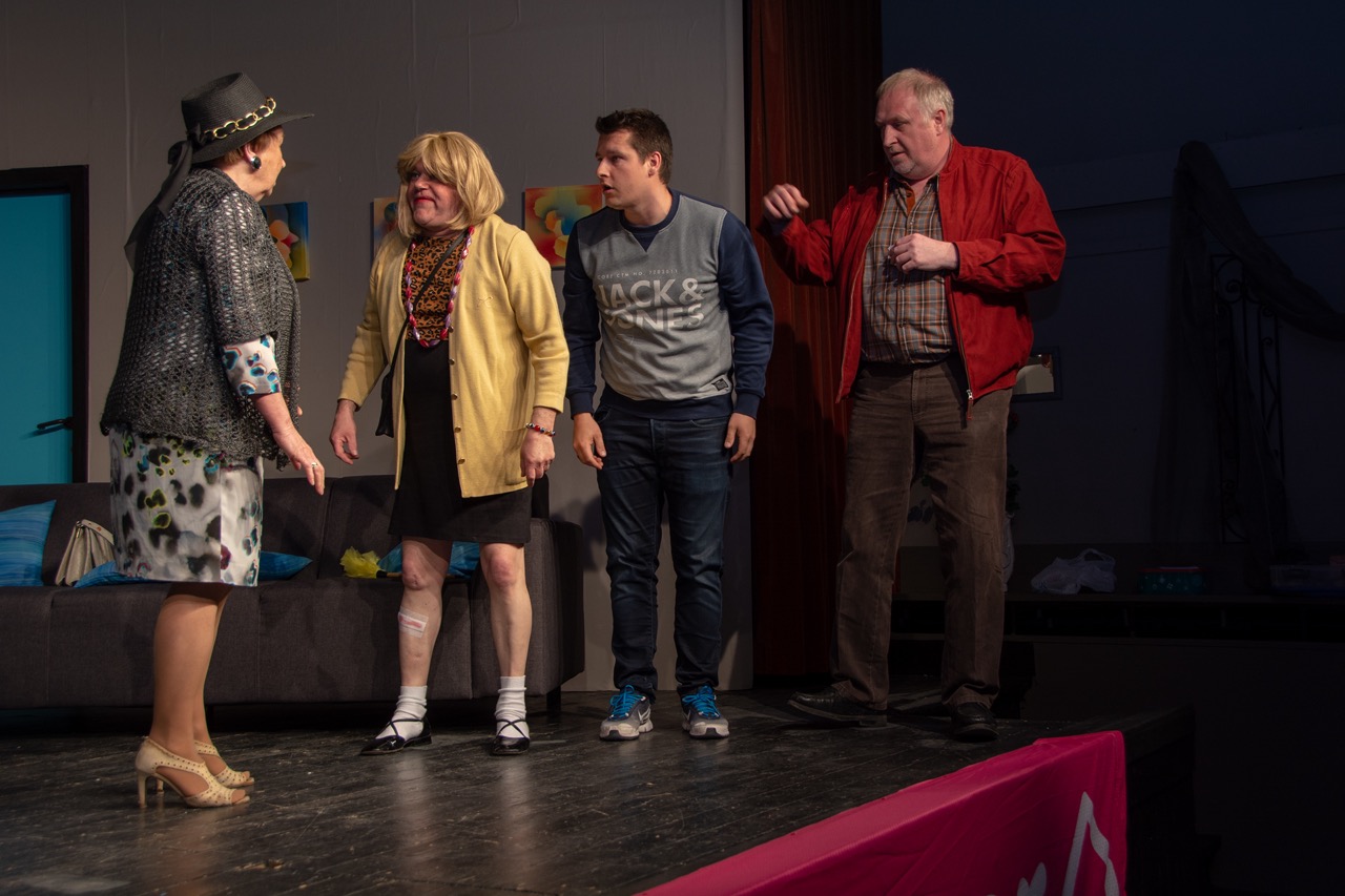 14 mme Vanbiesbroek, Maurice, Roger, mr Vanbiesbroek.jpeg